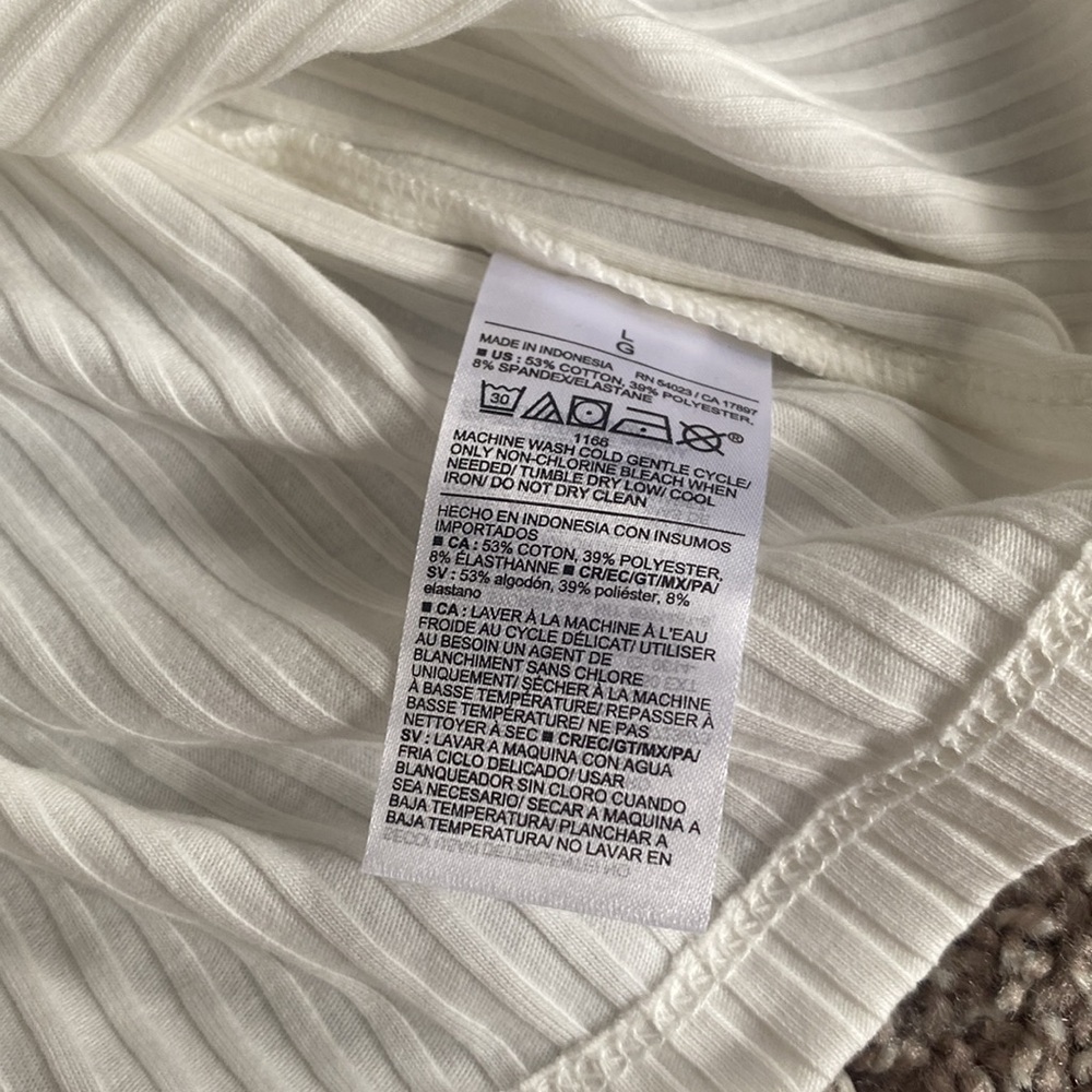 NWT Old Navy Ivory Ribbed Button Down Long Sleeve Shirt - Picture 6 of 6